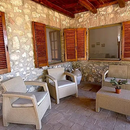 Scappo In Umbria, Casale Fasulo 4*