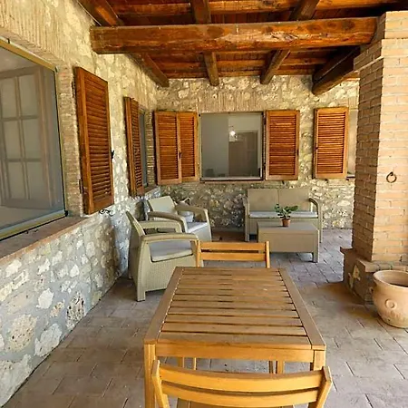 Ξενοδοχείο Scappo In Umbria, Casale Fasulo